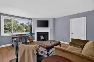 757 Longfellow Rd, Charleston, SC 29407 - Photo 8