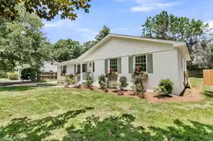 1413 Glencoe Dr, Mount Pleasant, SC 29464 - Photo 40