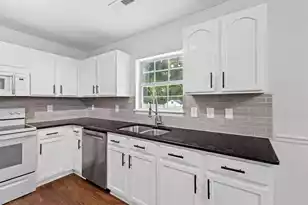 5143 Ballantine Dr, Summerville, SC 29485 - Photo 10