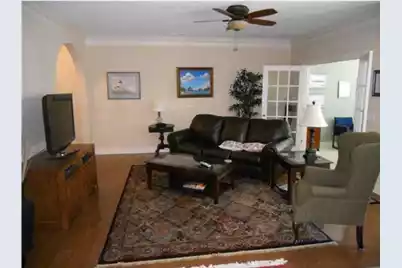 2000 Belle Isle Avenue #304, Mount Pleasant, SC 29464 - Photo 2