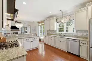 3041 Ashburton Way, Mount Pleasant, SC 29466 - Photo 8
