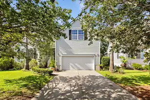 1927 Palmetto Isle Dr, Mount Pleasant, SC 29466 - Photo 2