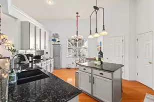 1927 Palmetto Isle Dr, Mount Pleasant, SC 29466 - Photo 14