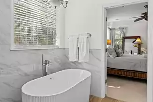 1927 Palmetto Isle Dr, Mount Pleasant, SC 29466 - Photo 32