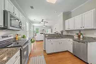 1744 Alan Brooke Dr, Mount Pleasant, SC 29466 - Photo 8