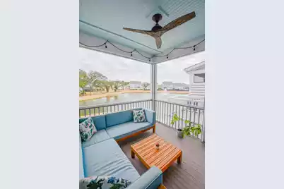1596 Prince Edward Street, Mount Pleasant, SC 29466 - Photo 12