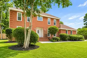 104 Stratford Dr, Summerville, SC 29485 - Photo 2