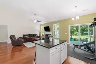 2812 Sunchaser Ln, Mount Pleasant, SC 29466 - Photo 14