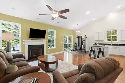 2812 Sunchaser Lane, Mount Pleasant, SC 29466 - Photo 12