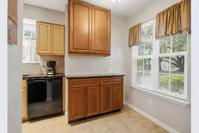 1046 Planters Place #1046, Mount Pleasant, SC 29464 - Photo 6