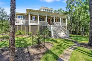 374 Commonwealth Rd, Mount Pleasant, SC 29466 - Photo 1