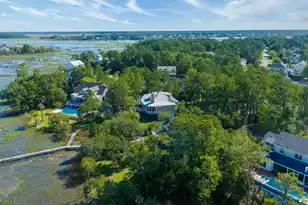 374 Commonwealth Rd, Mount Pleasant, SC 29466 - Photo 1