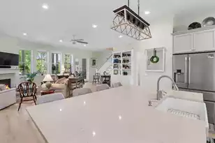 374 Commonwealth Rd, Mount Pleasant, SC 29466 - Photo 20