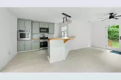2709 Henry Street, North Charleston, SC 29405 - Photo 6