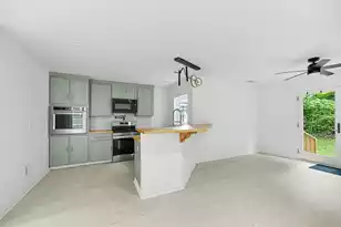 2709 Henry St, North Charleston, SC 29405 - Photo 6