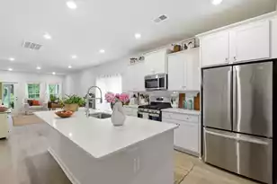 1022 Grace Fld Ave, Summerville, SC 29485 - Photo 4