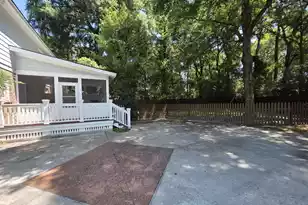 275 Hobcaw Dr N, Mount Pleasant, SC 29464 - Photo 26