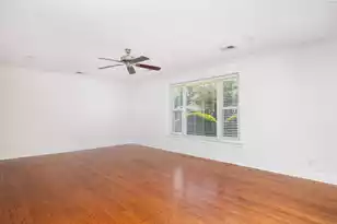 1056 Keats Rd, Charleston, SC 29407 - Photo 10