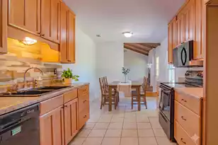 106 James Rd, Summerville, SC 29486 - Photo 4