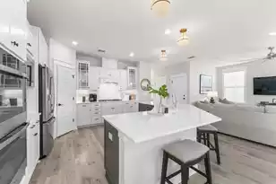 1613 Farmers Wy, Mount Pleasant, SC 29466 - Photo 8