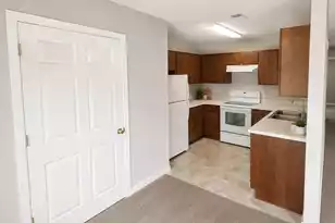 7945 Timbercreek Ln, North Charleston, SC 29418 - Photo 4
