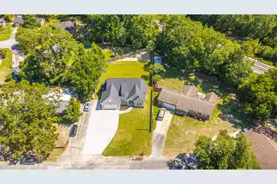 933 Valley Street, Hanahan, SC 29410 - Photo 32