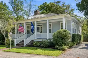 328 Bennett St, Mount Pleasant, SC 29464 - Photo 2