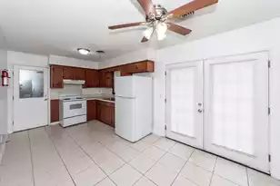 107 Greenhurt Ave, Summerville, SC 29485 - Photo 8