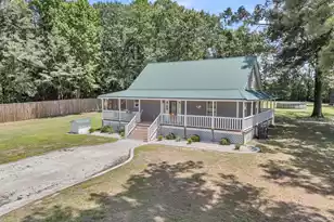222 Buckeye Ln, Summerville, SC 29486 - Photo 1