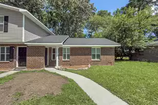 137 Susan Dr #A, Summerville, SC 29485 - Photo 1
