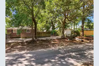 1436 Heather Drive, Mount Pleasant, SC 29464 - Photo 4