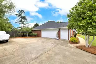 1607 Heritage Dr, Manning, SC 29102 - Photo 4