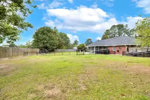 1607 Heritage Dr, Manning, SC 29102 - Photo 16