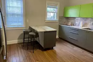 70 Vanderhorst St, Charleston, SC 29403 - Photo 10