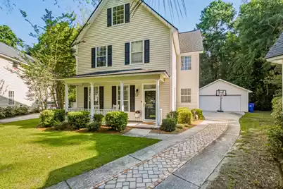 2340 Kennison Lane, Mount Pleasant, SC 29466 - Photo 2