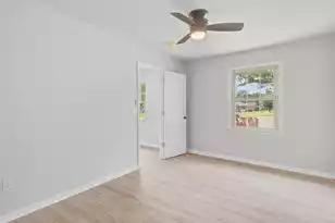 104 General Dennis Dr, Summerville, SC 29486 - Photo 10
