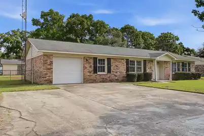 104 General Dennis Drive, Summerville, SC 29486 - Photo 4