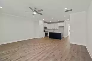 220 Lake Greenwood Blvd, Greenwood, SC 29649 - Photo 14