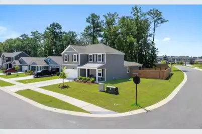 746 Meadowbrook Lane, Summerville, SC 29486 - Photo 2