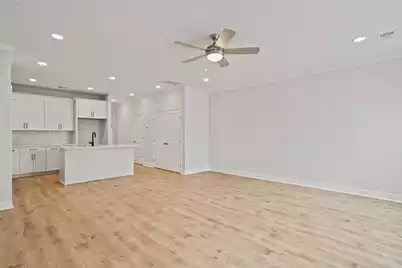 224 Lake Greenwood Boulevard, Greenwood, SC 29649 - Photo 18