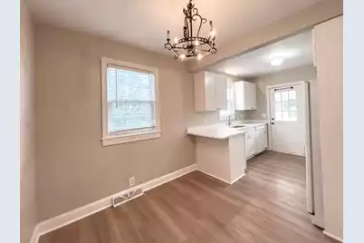 1221 Eastwood Avenue, Hanahan, SC 29410 - Photo 4