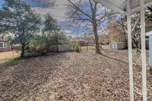 1221 Eastwood Ave, Hanahan, SC 29410 - Photo 12