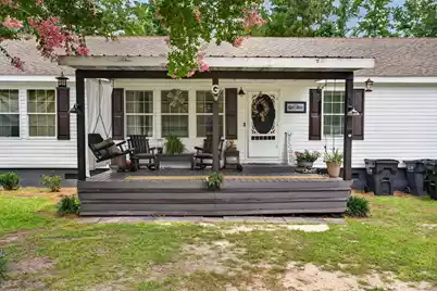 146 Glen Street, Summerville, SC 29483 - Photo 2