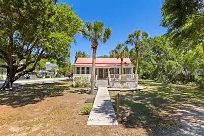 2250 Myrtle Avenue, Sullivans Island, SC 29482 - Photo 2