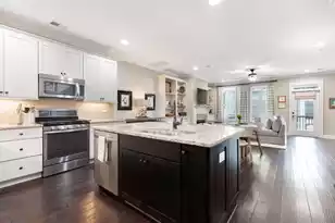 192 Slipper Shell Ct, Mount Pleasant, SC 29464 - Photo 8