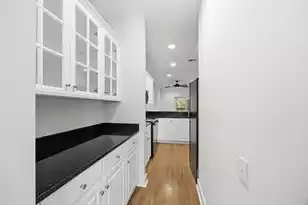1601 Hopeman Ln, Mount Pleasant, SC 29466 - Photo 4