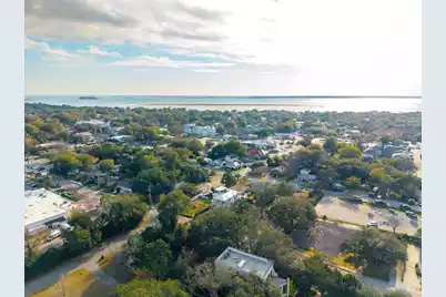 121 Simmons Street, Mount Pleasant, SC 29464 - Photo 64
