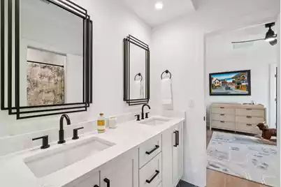 121 Simmons Street, Mount Pleasant, SC 29464 - Photo 54