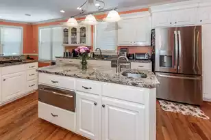 8581 Refuge Pointe Cir, North Charleston, SC 29420 - Photo 12