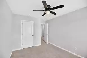 147 Cloverleaf St, Summerville, SC 29483 - Photo 8